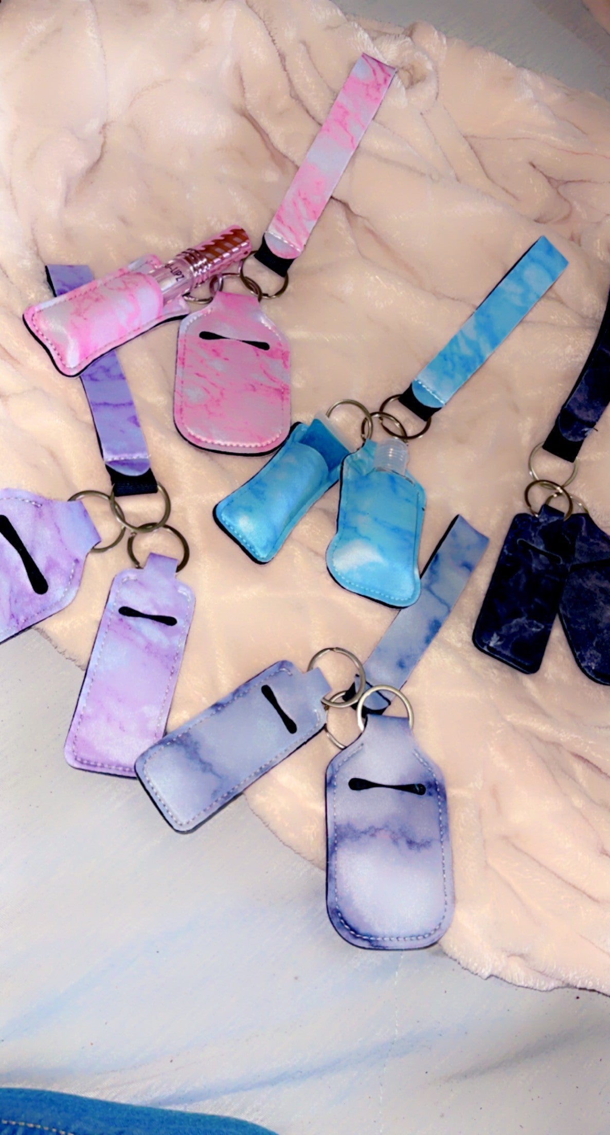 PUFF WRISTLET
